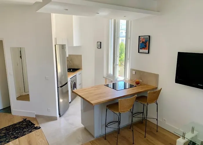 Superbe Appartement En Plein Centre De Cannes